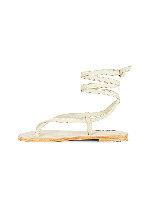 Elliot Sandal