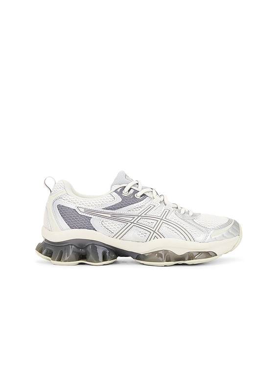靴 asics GEL-KINETIC PLUENT WHITE/WHITE Asics Gel-Quantum Kinetic in White & Light Dust | FWRD