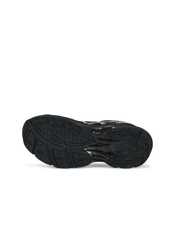 Asics GT-2160 Sneakers in Black & Pure Silver | FWRD
