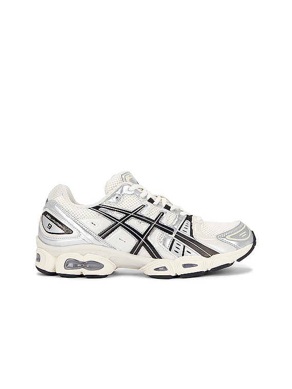 Asics Gel-Nimbus 9 in Cream & Black | FWRD