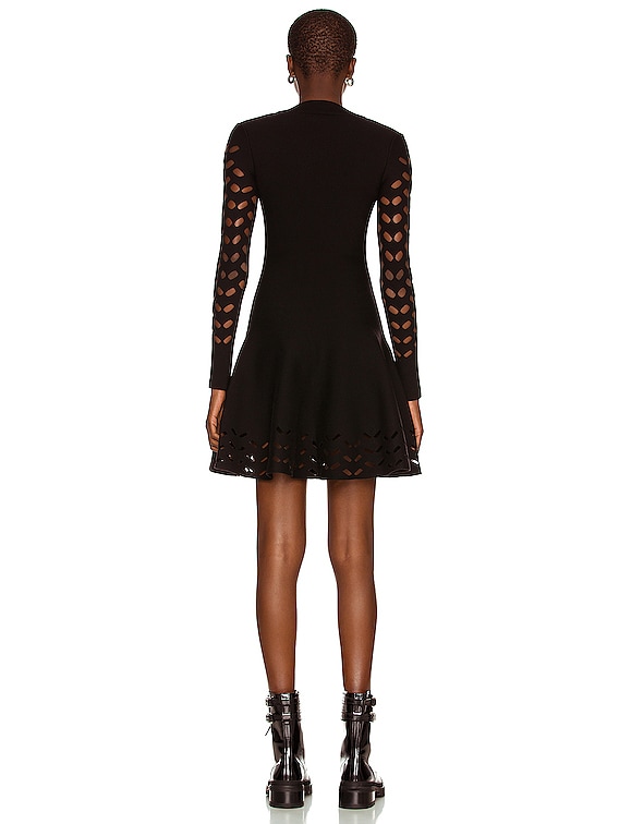 【送料&関税込】Alaia Half Zipped Long-sleeved Mini Dress ALAÏA Long Sleeve Mini Dress in Noir | FWRD