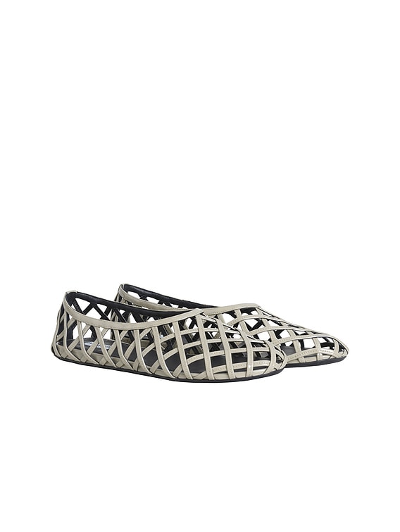 ALAÏA Ballerina Flat in Grege | FWRD