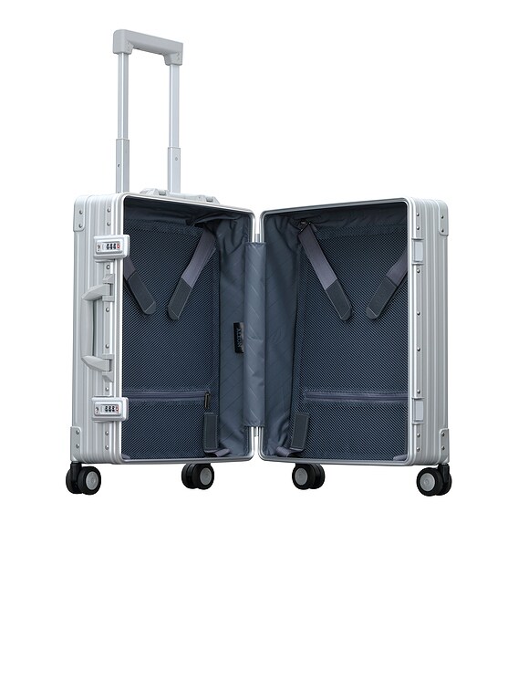Classic Carry-on 21" Suitcase