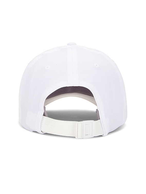 alo Performance Off-duty Cap in White | FWRD