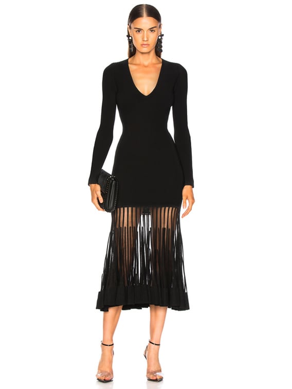 ワンピースその他 Alexander McQueen Black knitted midi dress Alexander McQueen Cable Knit Midi Dress women - Glamood Outlet