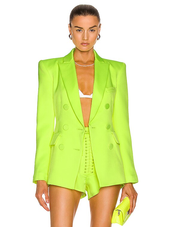 【ALEX PERRY】neon double-breasted stretch-crepe ブレザー Alex Perry Arlington Fitted Blazer in Neon Yellow | FWRD