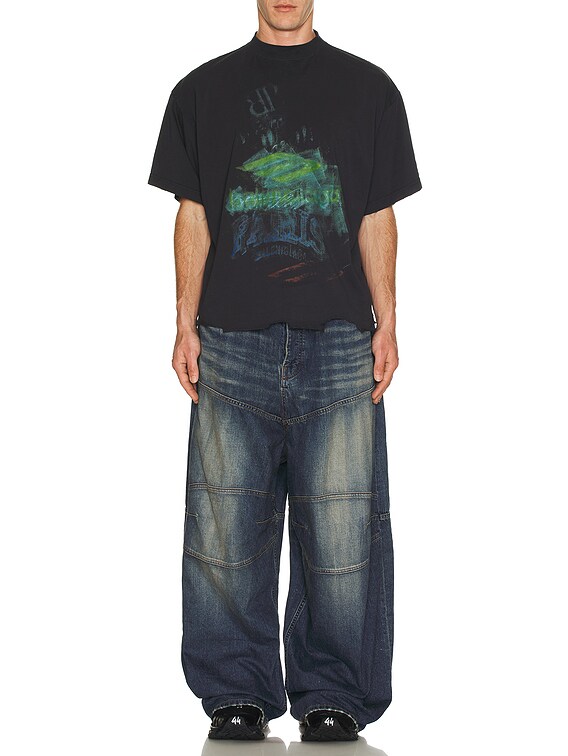 関税込【BALENCIAGA】クロップTシャツ Faded Washed Black Balenciaga クロップTシャツ - Faded Washed Black | FWRD