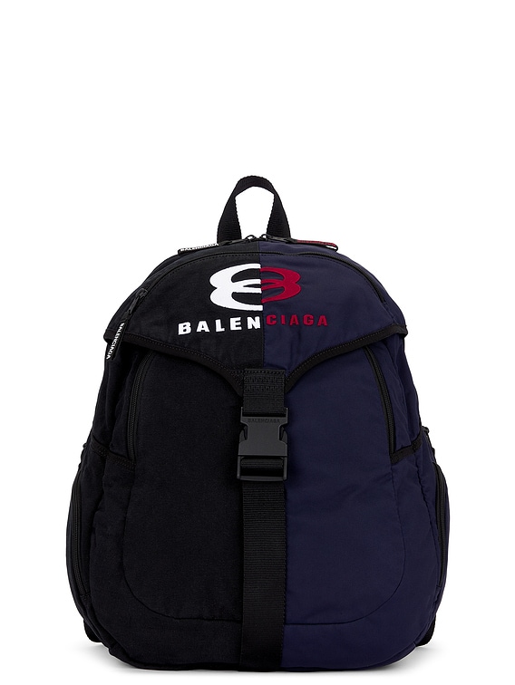 BALENCIAGA ビーチバレーボール ブラック Balenciaga Unity Backpack in Black & Navy | FWRD