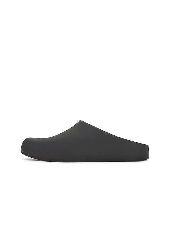 【関税＆送料込み】Balenciaga Pool Slide Slipper-Mule Balenciaga Pool Slide Sandal | Saks Fifth Avenue