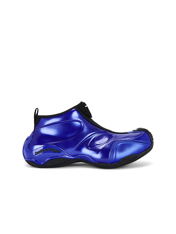藍飛　BALENCIAGA Balenciaga Basketball Sneaker in Blue Metallic | FWRD