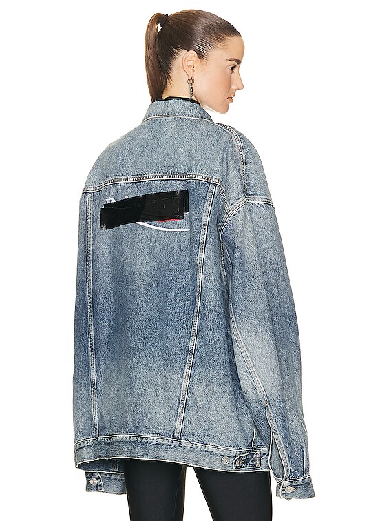 Balenciaga ジャケット - Sun Bleached Blue | FWRD Balenciaga ジャケット - Sun Bleached Blue | FWRD