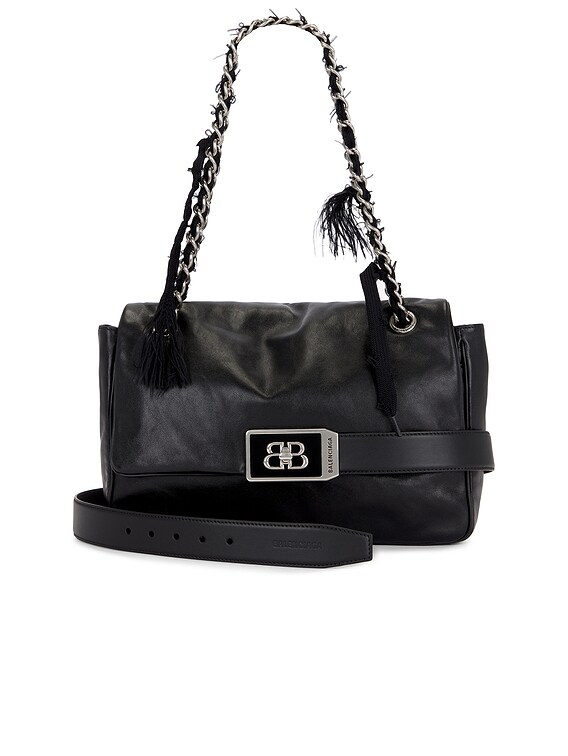 【関税&送料込み】Balenciaga Modu Medium Flap With Chain B Balenciaga Modu Flap Medium Chain Bag in Black | FWRD