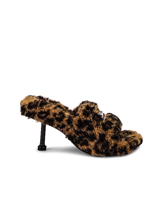 靴 BALENCIAGA furride leopard 41 Balenciaga Furry Sandals in Leopard | FWRD