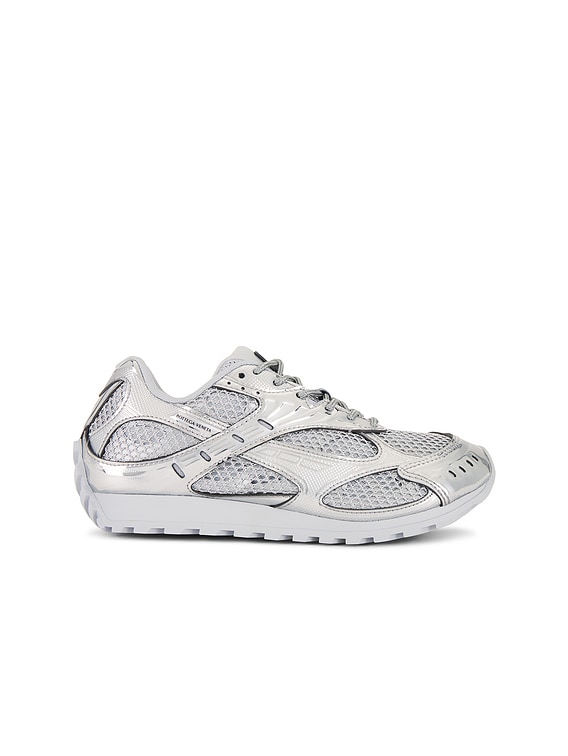 Orbit Sneaker