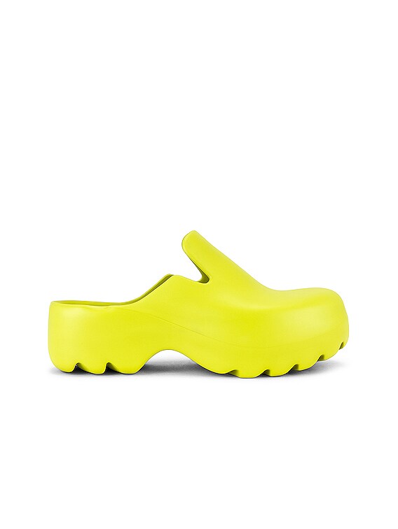 Bottega Veneta The Rubber Flash in Kiwi | FWRD Bottega Veneta The Rubber Flash in Kiwi | FWRD
