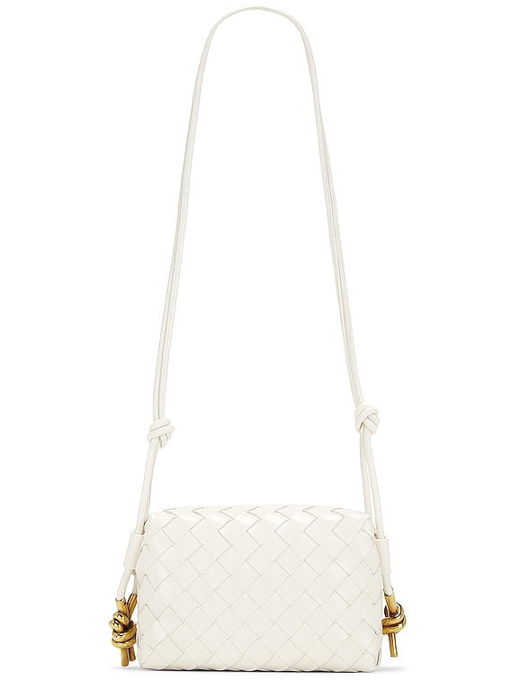 Bottega Veneta MINI LOOP ショルダーバッグ - Bone & Brass | FWRD