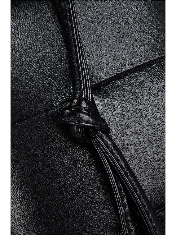 【国内発送関税込】【BOTTEGA VENETA】Phone ホルダー BOTTEGA VENETA ボッテガヴェネタ フォンホルダー/クロスボディ