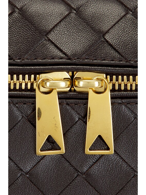 ショルダーバッグ・ポシェット BOTTEGA VENETA Fondant Bang Bang Bottega Veneta® Women's Bang Bang in Fondant. Shop online now.