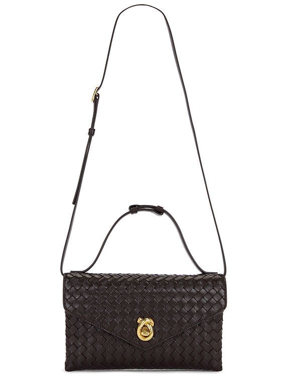 【関税&送料込み】Bottega Veneta Knot Lock Bag Bottega Veneta Knot Lock Bag in Fondant & Muse Brass | FWRD