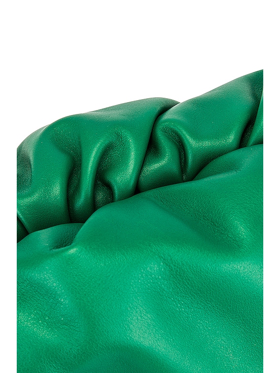 Bottega Veneta The Chain Pouch Bag in Racing Green & Gold