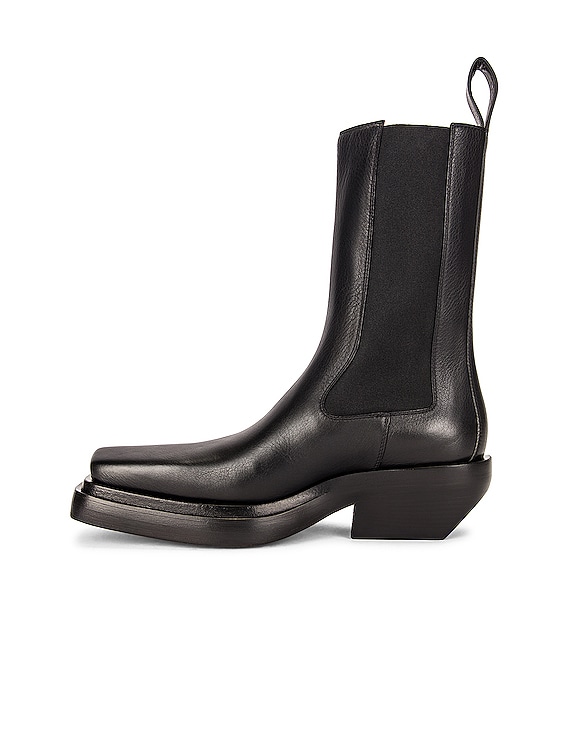 【ボッテガヴェネタ】THE LEAN サイドゴアブーツ 黒　35.5 Bottega Veneta BV Lean Boots in Black | FWRD