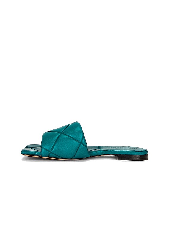 Bv lido flat online sandals