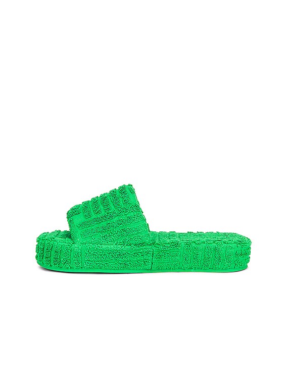 Bottega Veneta Sponge Resort Slides in Grass | FWRD