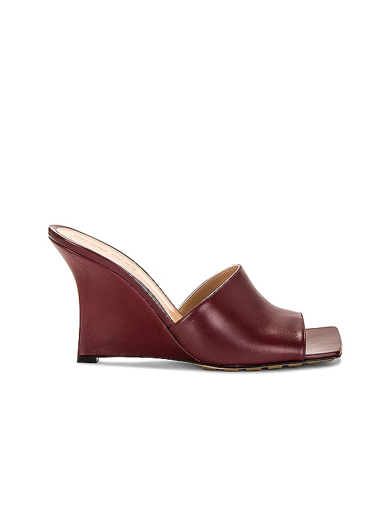 Bottega Veneta Stretch Leather Mules in Brown