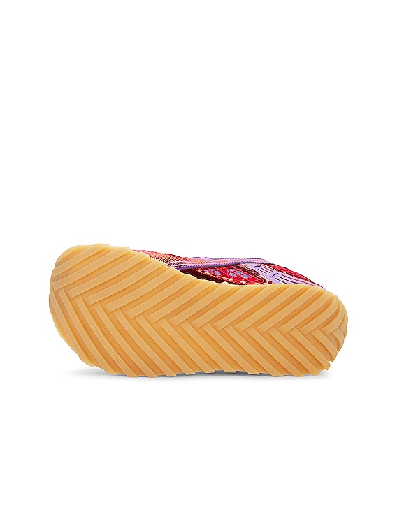 Orbit Sneaker