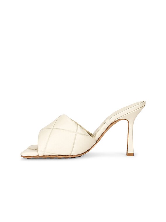 Bottega Veneta The Rubber Lido Sandals in Wax | FWRD