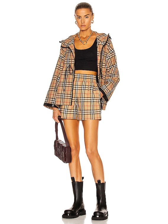 ジャケット BURBERRY Bacton Jacket Burberry Bacton Jacket in Archive Beige | FWRD