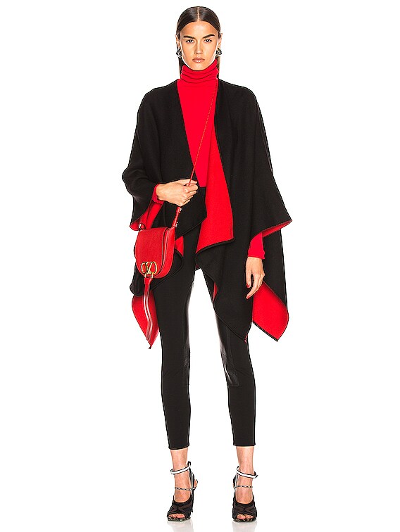 【送料&関税込】Burberry Leggings Burberry High Waisted Legging in Black | FWRD