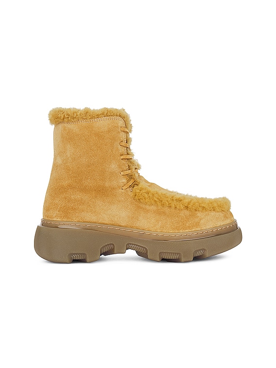 Burberry uggs sales