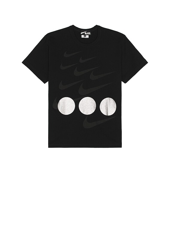 COMME des GARCONS x nike ナイキ プリント コットン Tシャツ COMME des GARCONS BLACK x Nike Print Tee in Black | FWRD