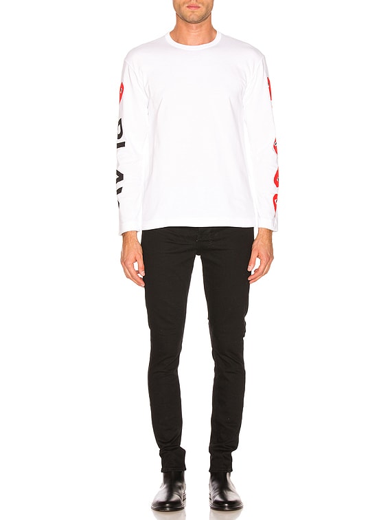 COMME des GARCONS PLAY Logo Tee in White | FWRD