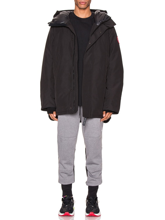 Canada Goose Sanford Parka in Black | FWRD