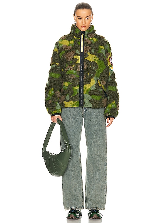 新品タグ付❣️ リョウ　Essential Jacket ユーカリプスグリーン Canada Goose Reversible Fleece Jacket For Kidsuper in Moss Print