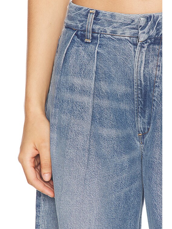 Citizens of Humanity Petra Pleated Wide Leg Jeans in Nensi | FWRD