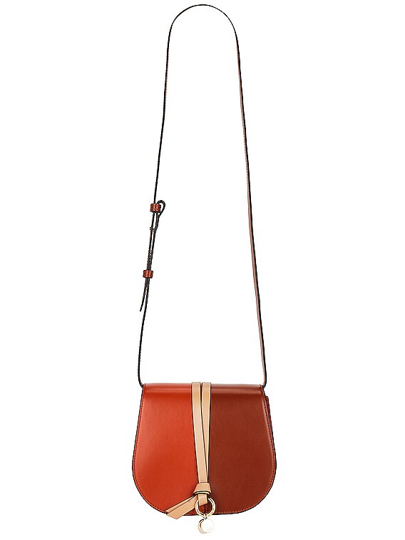 ☆韓国の人気☆【Chloe】☆ALPHABET SHOULDER BA.G☆バッグ☆ ☆韓国の人気☆【Chloe】☆ALPHABET SHOULDER BA.G☆バッグ
