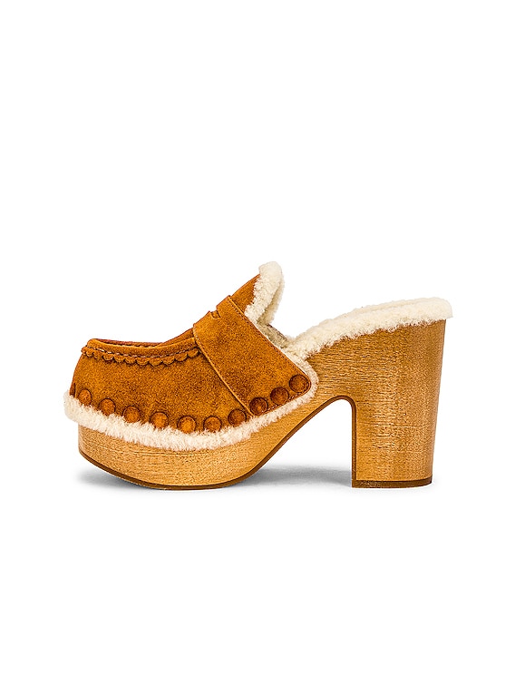 靴 Chloe Joy Suede Clogs Shoes Caramello Chloe Joy Wood Heel Suede Shearling Clog Shoes Caramello