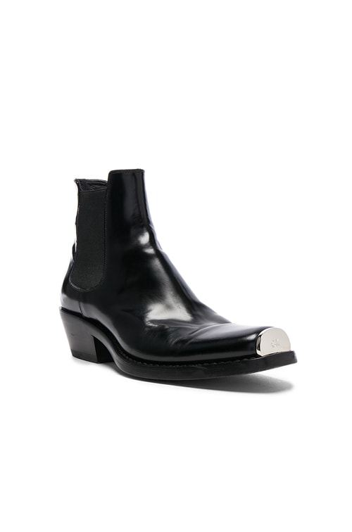 calvin klein 25w39nyc western claire leather ankle boots