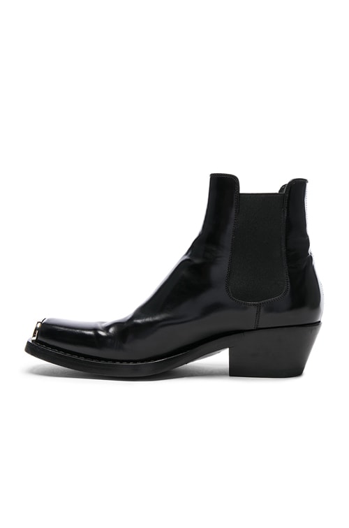 calvin klein 25w39nyc western claire leather ankle boots