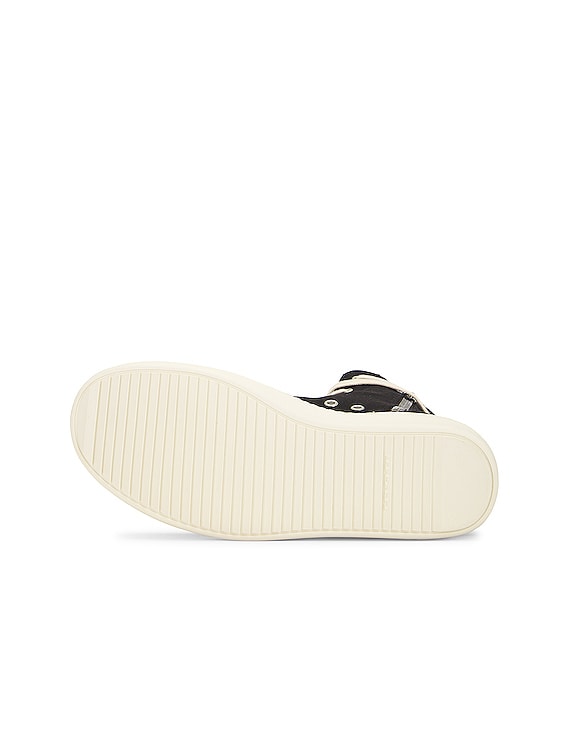 DRKSHDW | PENTA EMB SNEAKS (MUEM4) レザースニーカー DRKSHDW by Rick Owens Penta Sneaks in Black & Milk | FWRD