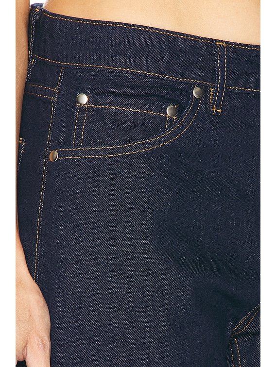 Alida Loose Bowed