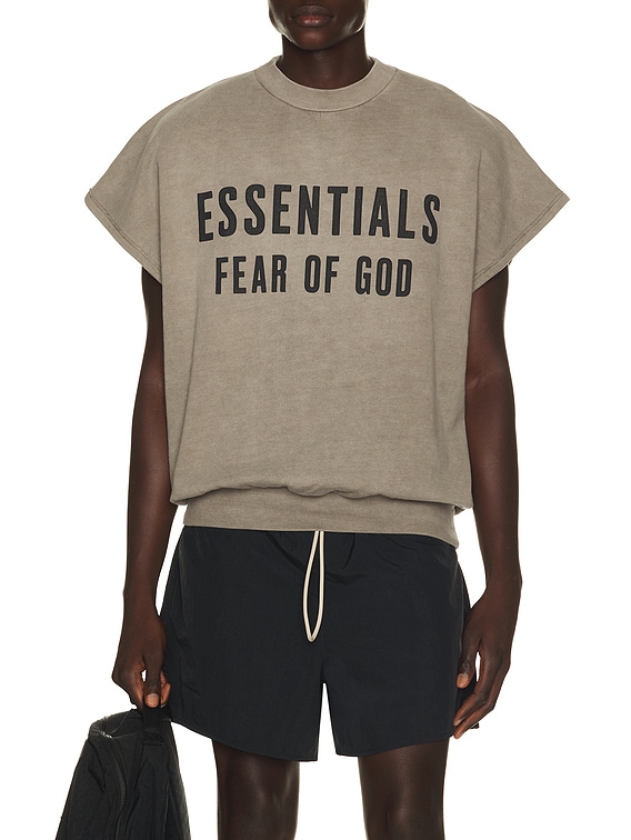 Fear of God ESSENTIALS Relaxed Fleece Cutoff Sweatshirt in Washed