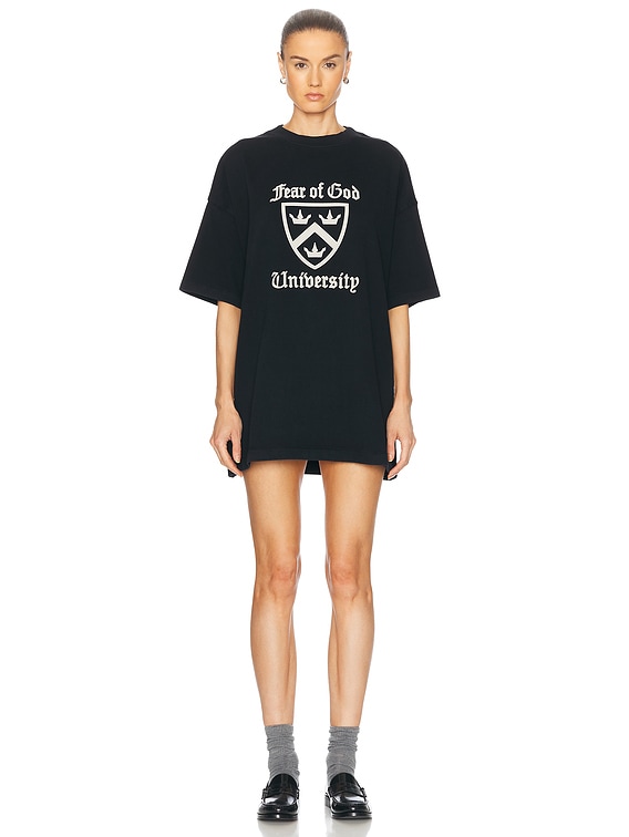 【FOG Essentials】★Tシャツ★ Heavy Crewneck Tee Fear of God ESSENTIALS Heavy Crewneck Tee in Black | FWRD