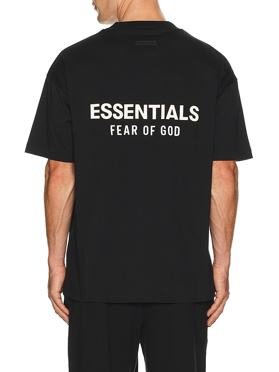 Fear of God ESSENTIALS Tシャツ - Black | FWRD