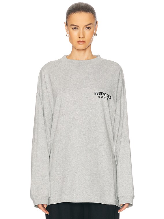Fear of God ESSENTIALS トップス - Light Heather Gray | FWRD