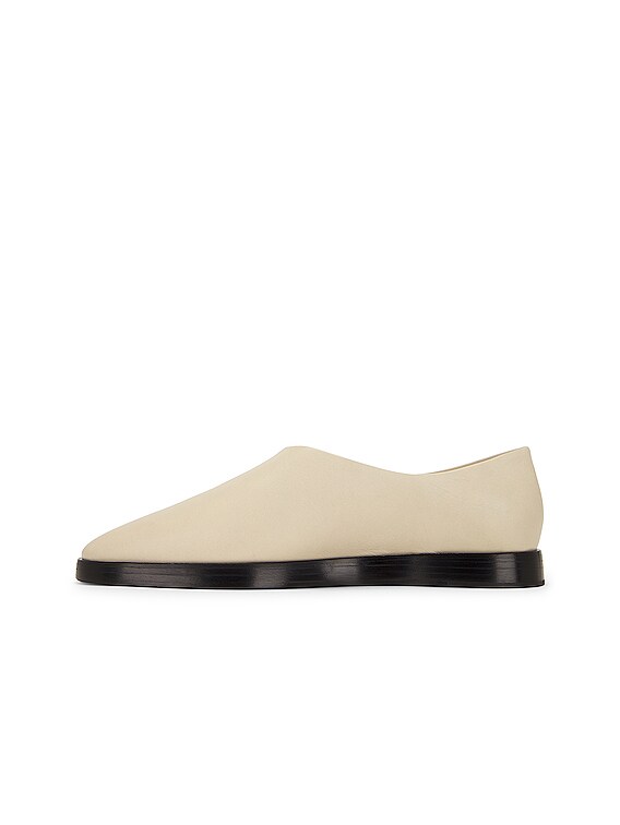 Fear of God Eternal Mule Shoe in greige | FWRD