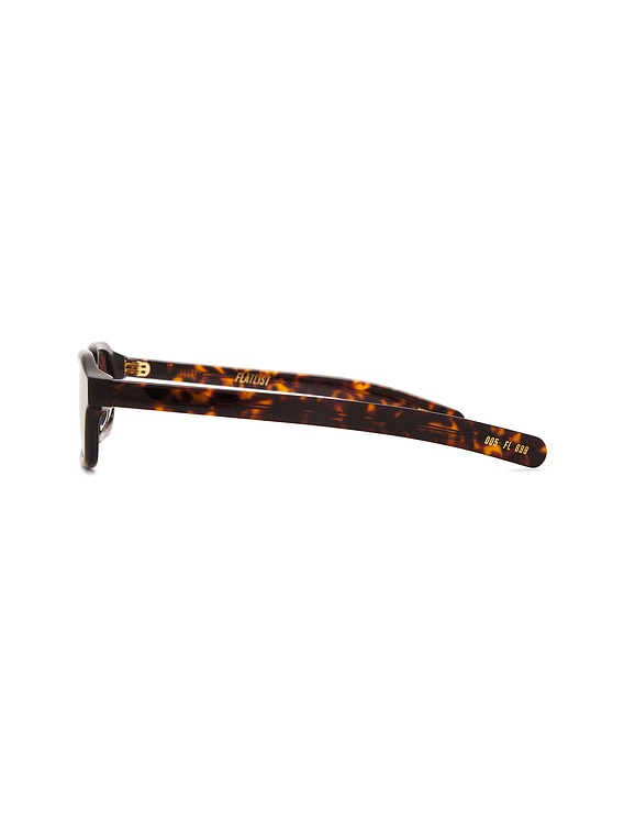 Flatlist Hanky Sunglasses in Dark Tortoise & Brown Gradient | FWRD